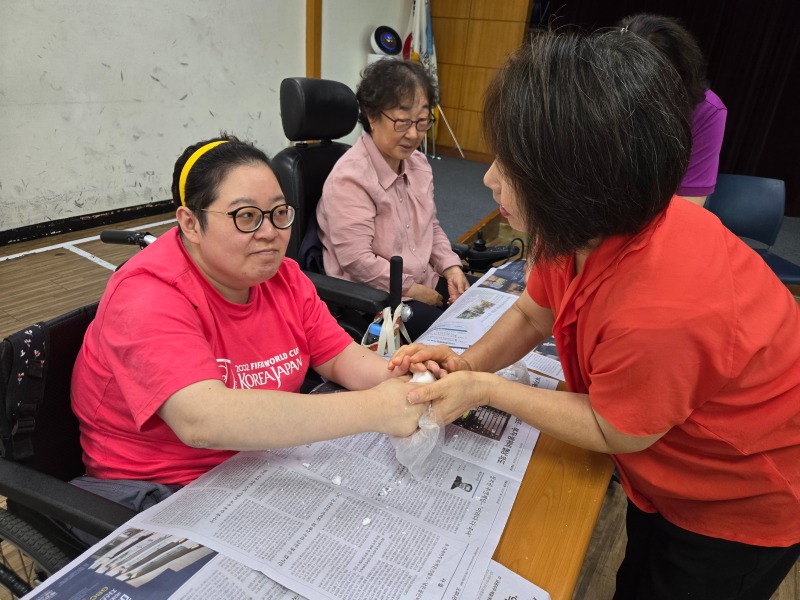 3. 원데이클래스-샤워쿨링바 만들기.jpg