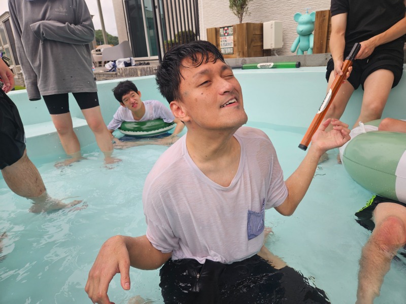 6. 주도적그룹활동-신체활동(물놀이).jpg