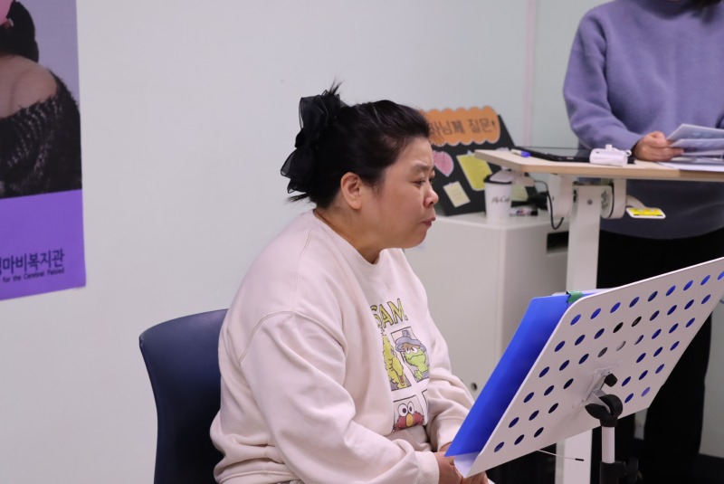 2. 참여자 북토크 낭독회.JPG